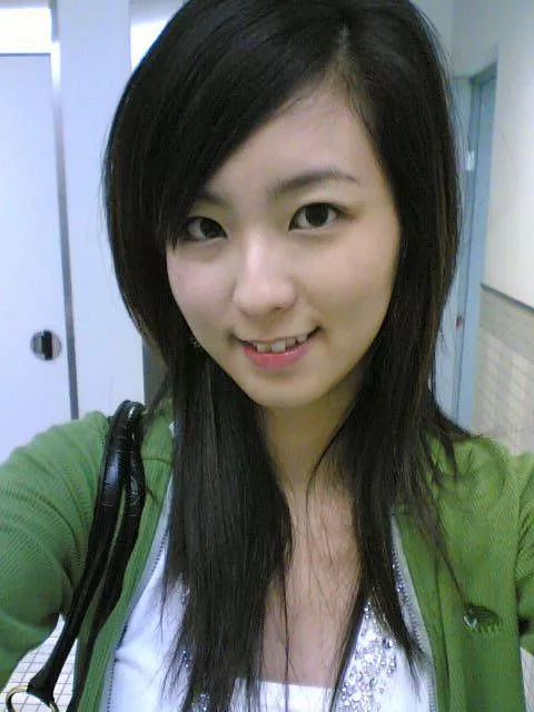 台湾网络美少女周晓涵生活写真11P