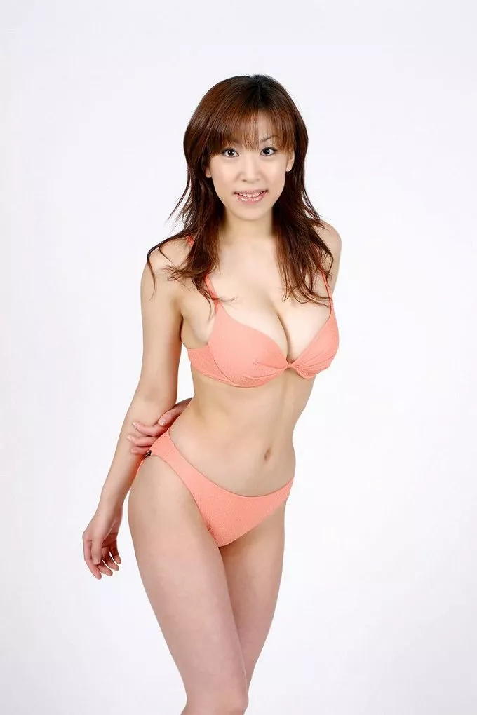 日本美女川原洋子激情内衣系列写真18P