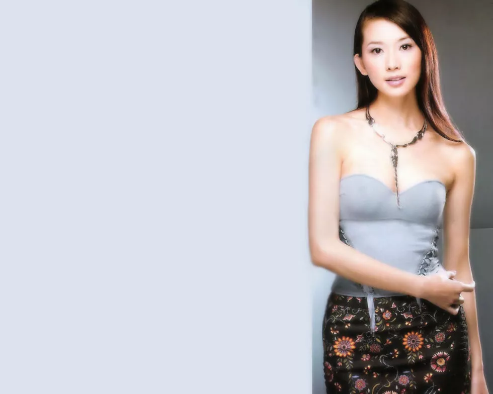 甜如蜜的美丽女子林志玲清纯写真30P