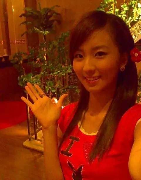 台湾网络美少女周晓涵生活写真11P
