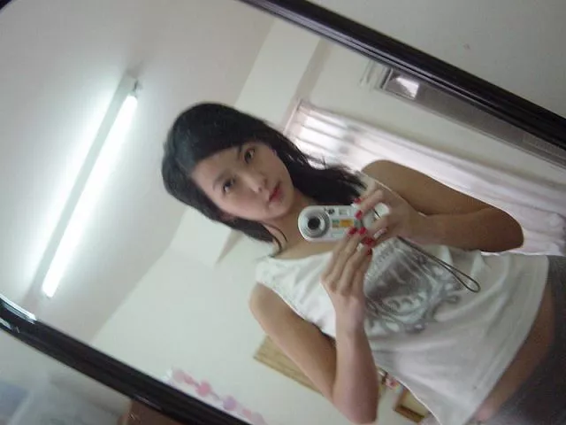 台湾网络美少女周晓涵生活写真11P