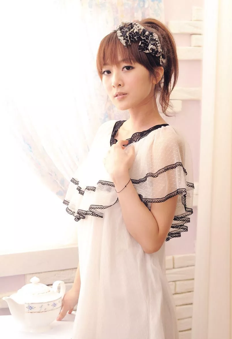 台湾网络美女张凯洁清新可爱写真13P