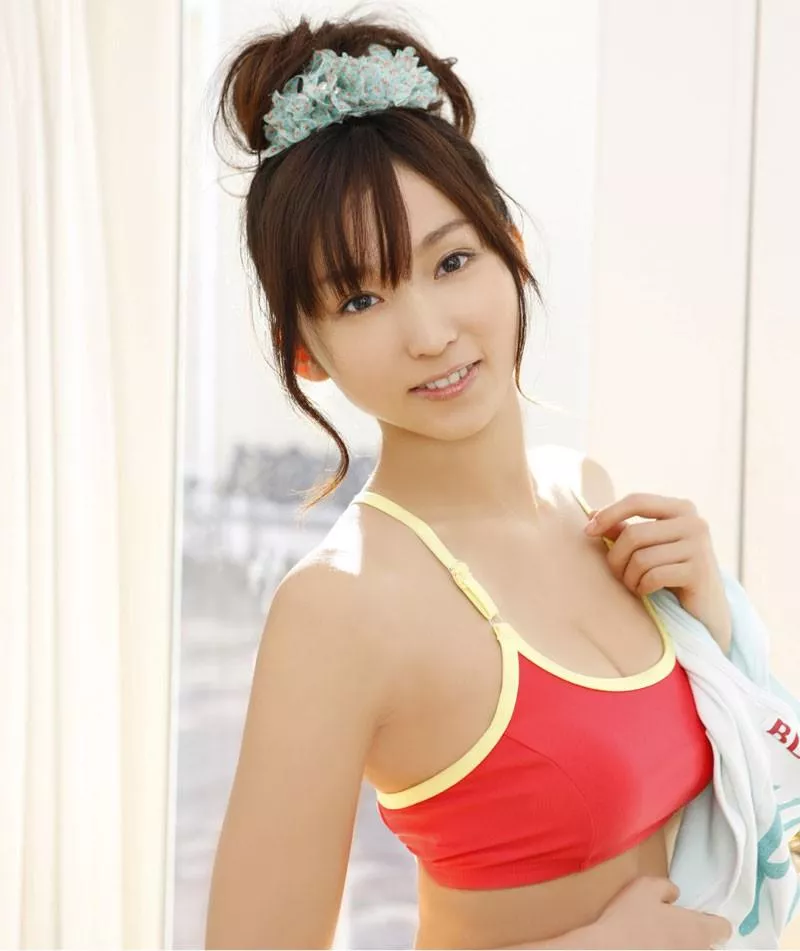 日本清纯小妹的诱惑内衣写真22P