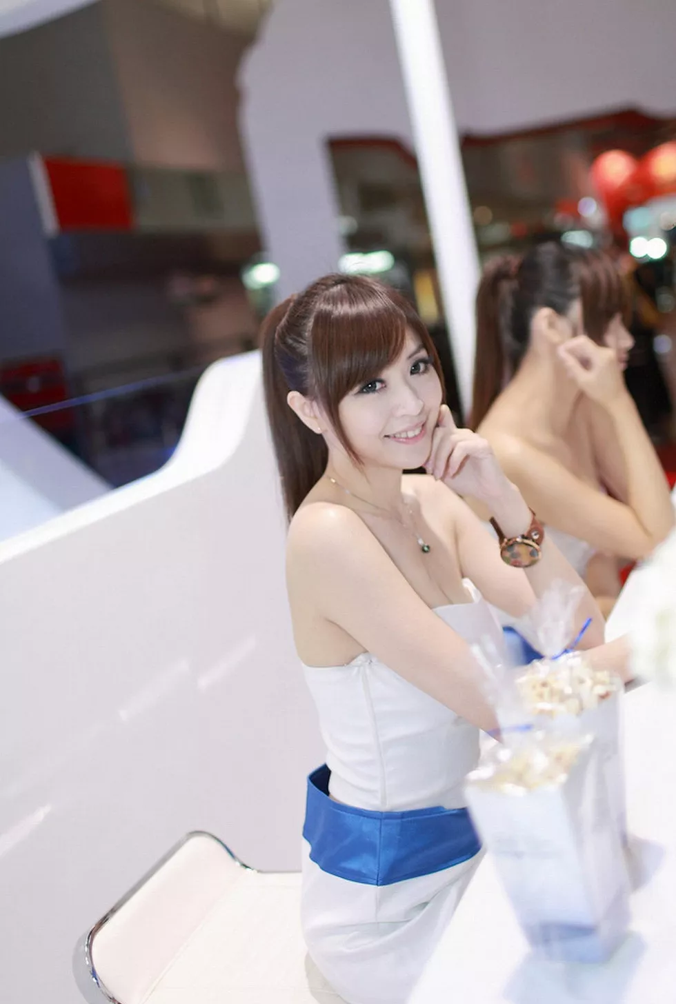 台湾宅男女神陈佳筠台北车展高清写真74P