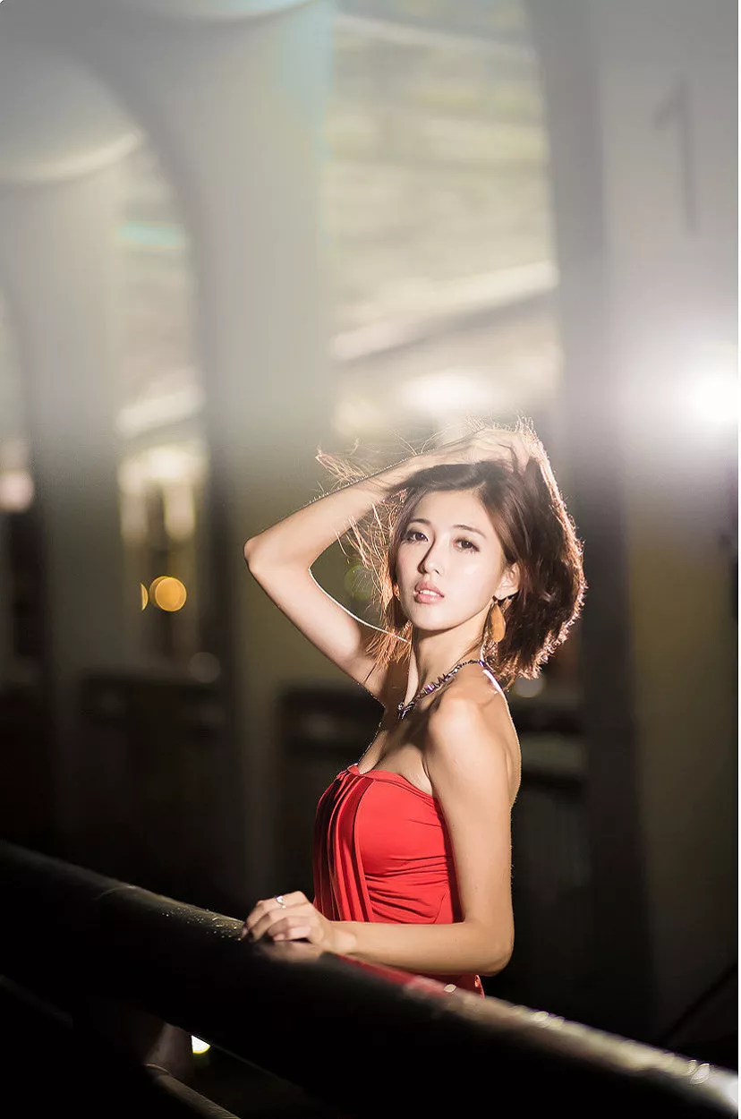 台湾优质女神廖挺伶清爽极品系列写真52P