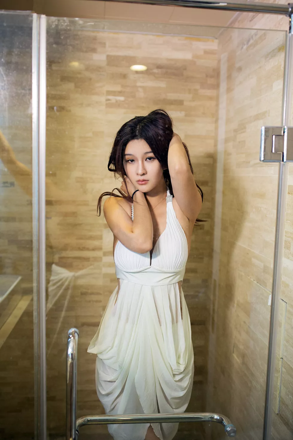 推女郎第16期_丰韵国模纯小希极度诱惑写真18P