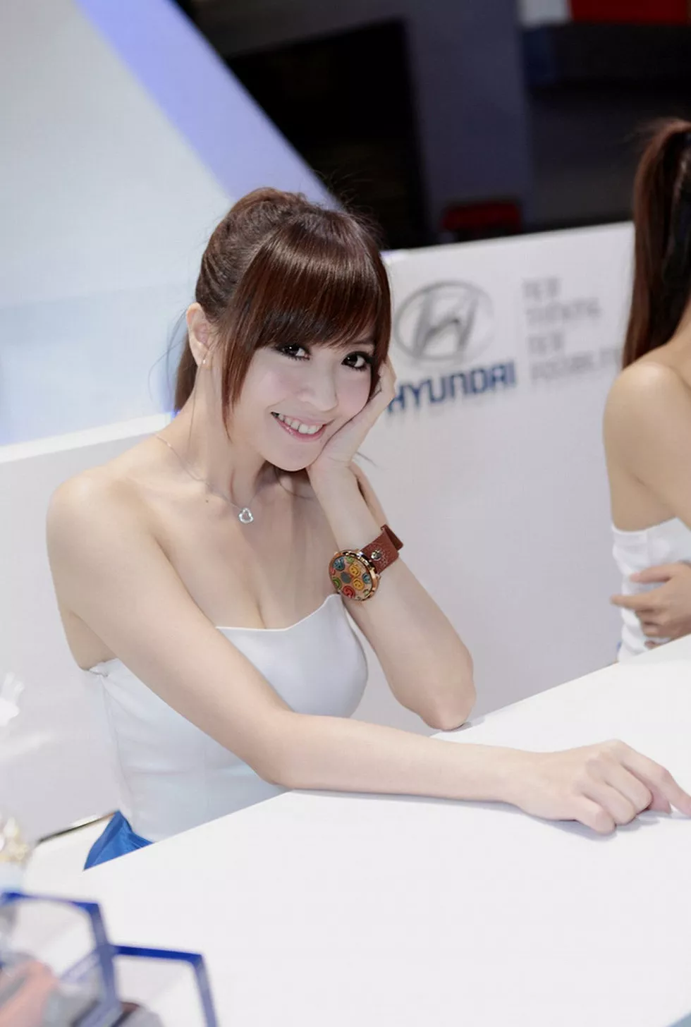 台湾宅男女神陈佳筠台北车展高清写真74P