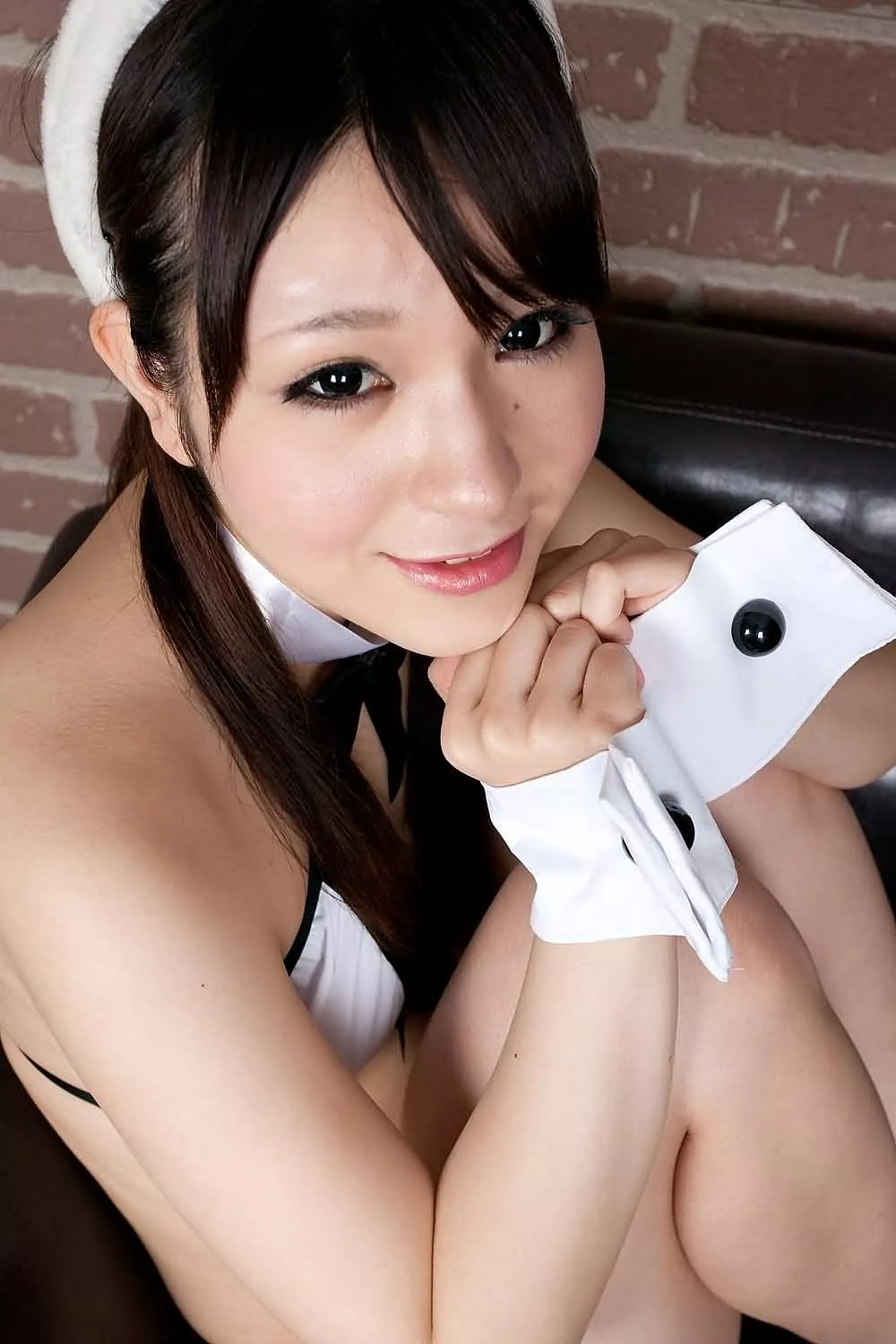 台湾小妹妹性感小白兔的诱惑写真13P