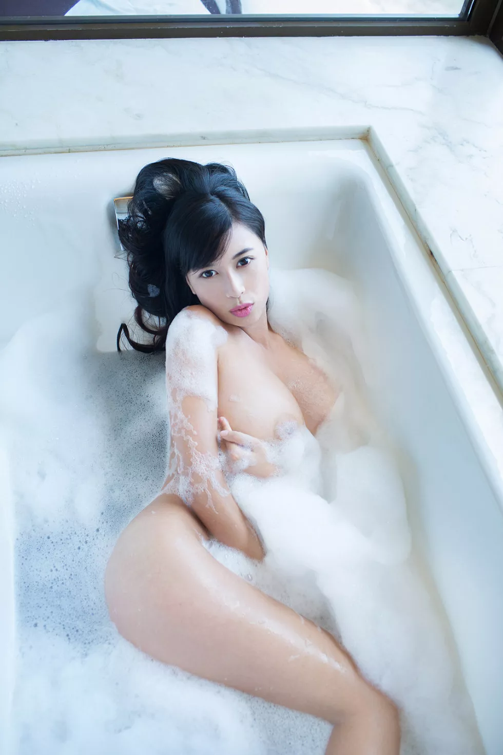 推女郎第41期_网络美模黄可波涛汹涌魔鬼曲线写真40P