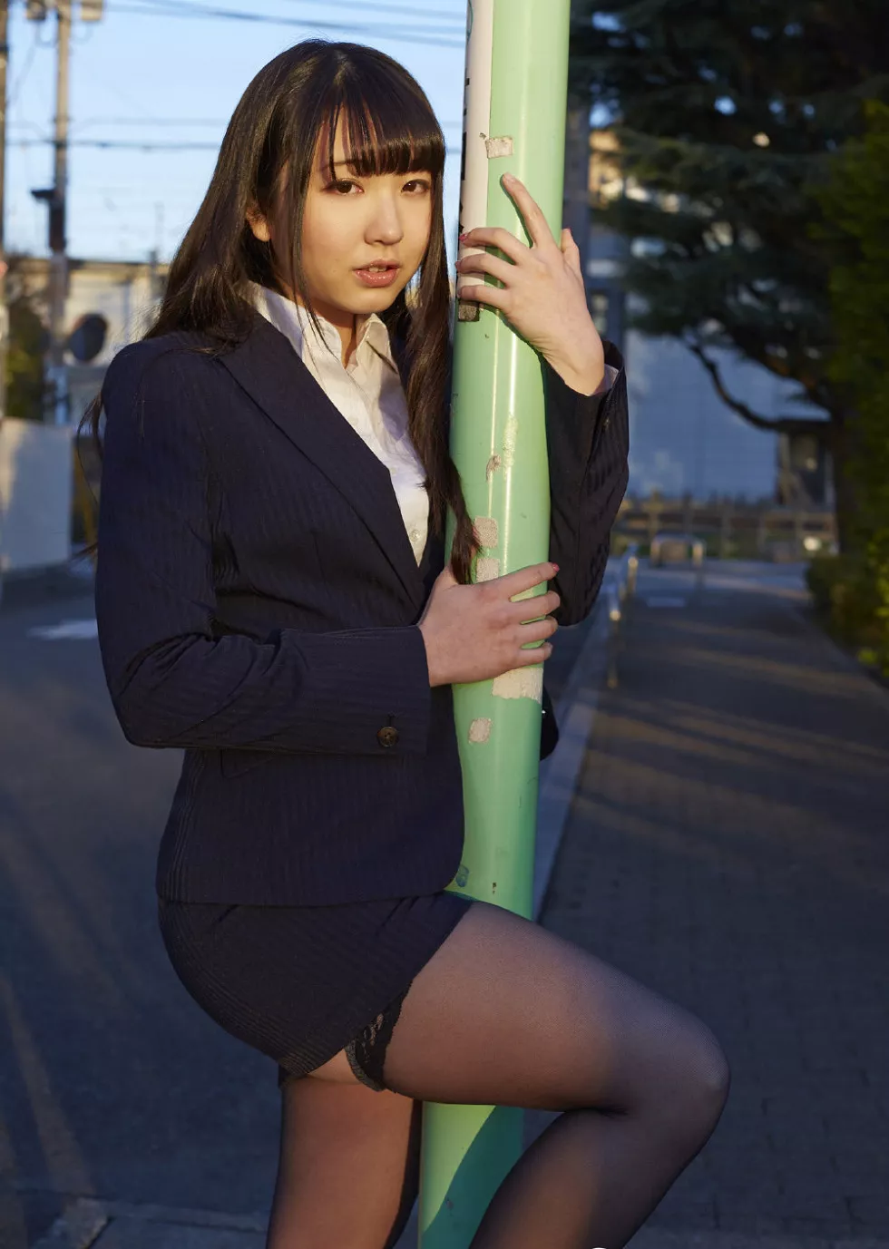 日本美女艺人椎名香奈江海量性感内衣系列写真100P