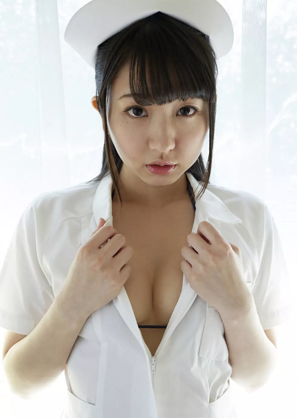 日本美女艺人椎名香奈江海量性感内衣系列写真100P