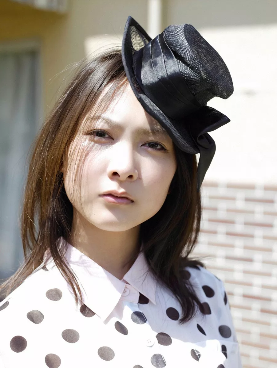 日本美女艺人谷村美月海量性感生活写真100P