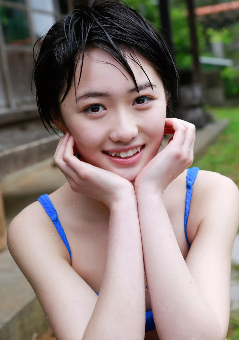 日本16岁少女偶像工藤遥清新短发写真18P