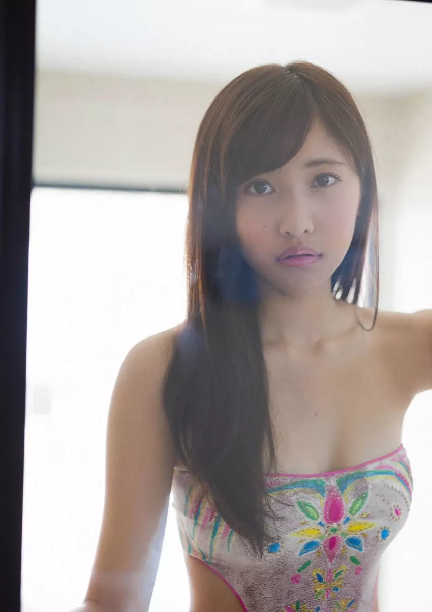 日本人气女优佐野雏子娇俏甜美性感写真30P