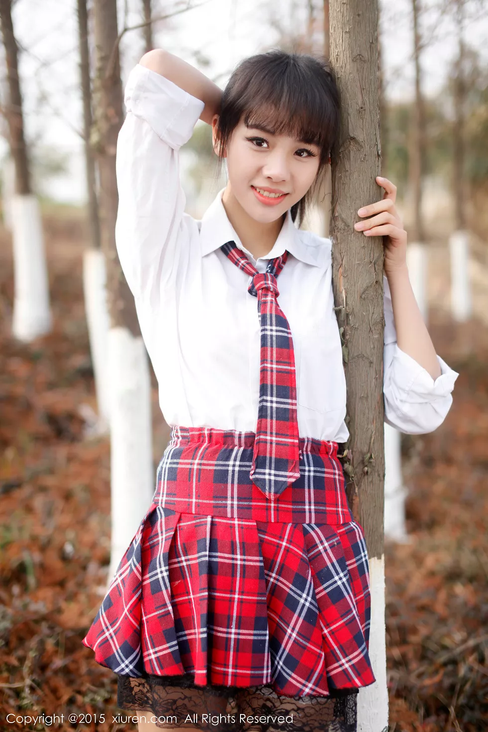 XiuRen第318期_嫩模美女七米baby红色格子裙学生装性感写真112P