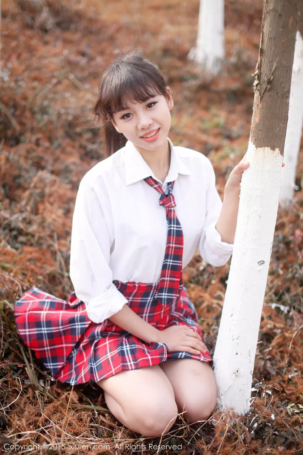 XiuRen第318期_嫩模美女七米baby红色格子裙学生装性感写真112P