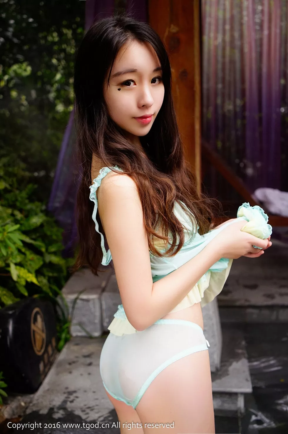 [TGOD推女神]2015.01.12_嫩模梓萱Crystal御水温泉旅拍丁字裤诱惑写真47P