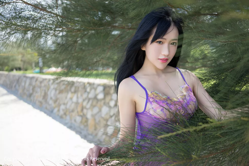 [TGOD推女神]2015.02.03_嫩模杨上萱黑色蕾丝内衣现乳贴极品豪乳诱惑写真50P