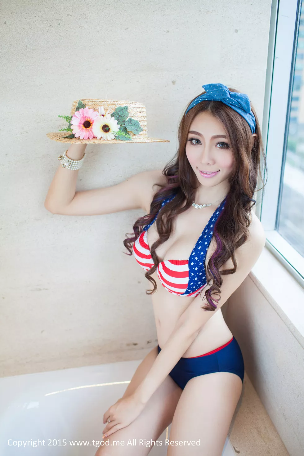 [TGOD推女神]2015.03.12_御姐小嘛黑网丝袜居家私房诱人豪乳写真73P