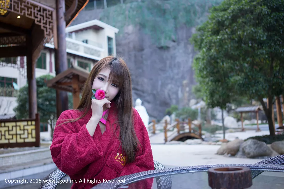 [TGOD推女神]2015.04.23_女神驾到之Akiki朱若慕武义牛头山温泉写真51P