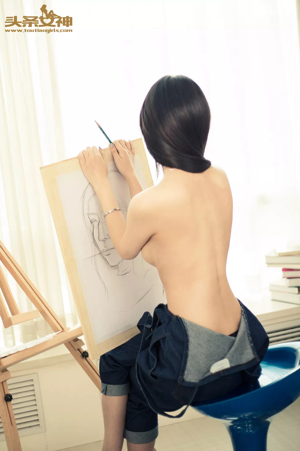 [Toutiao头条女神]No.021_油画小美女coco半裸上身迷人美乳写真41P