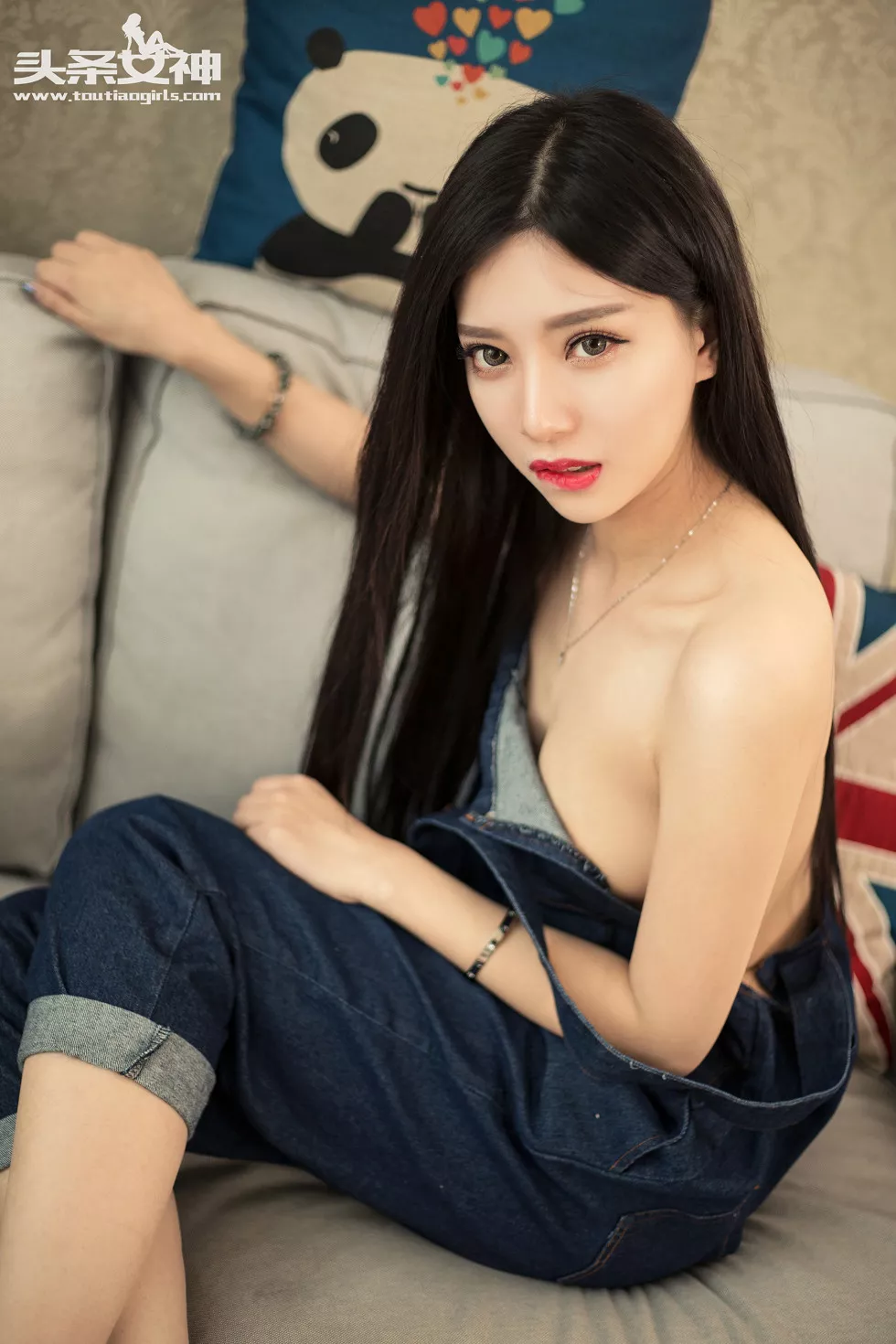 [Toutiao头条女神]No.021_油画小美女coco半裸上身迷人美乳写真41P