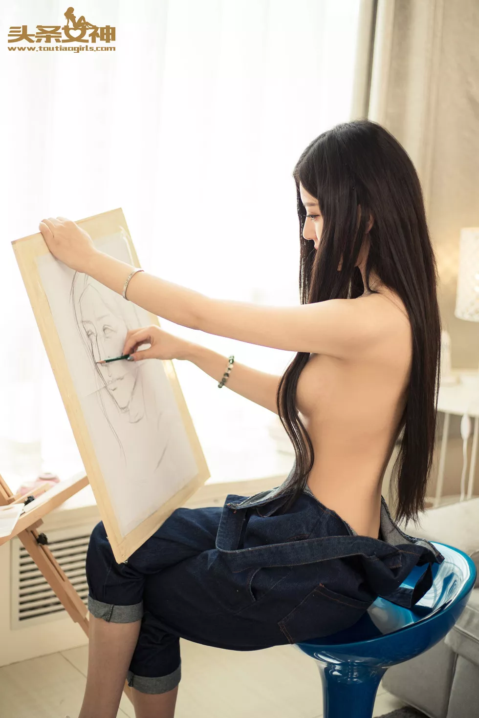 [Toutiao头条女神]No.021_油画小美女coco半裸上身迷人美乳写真41P