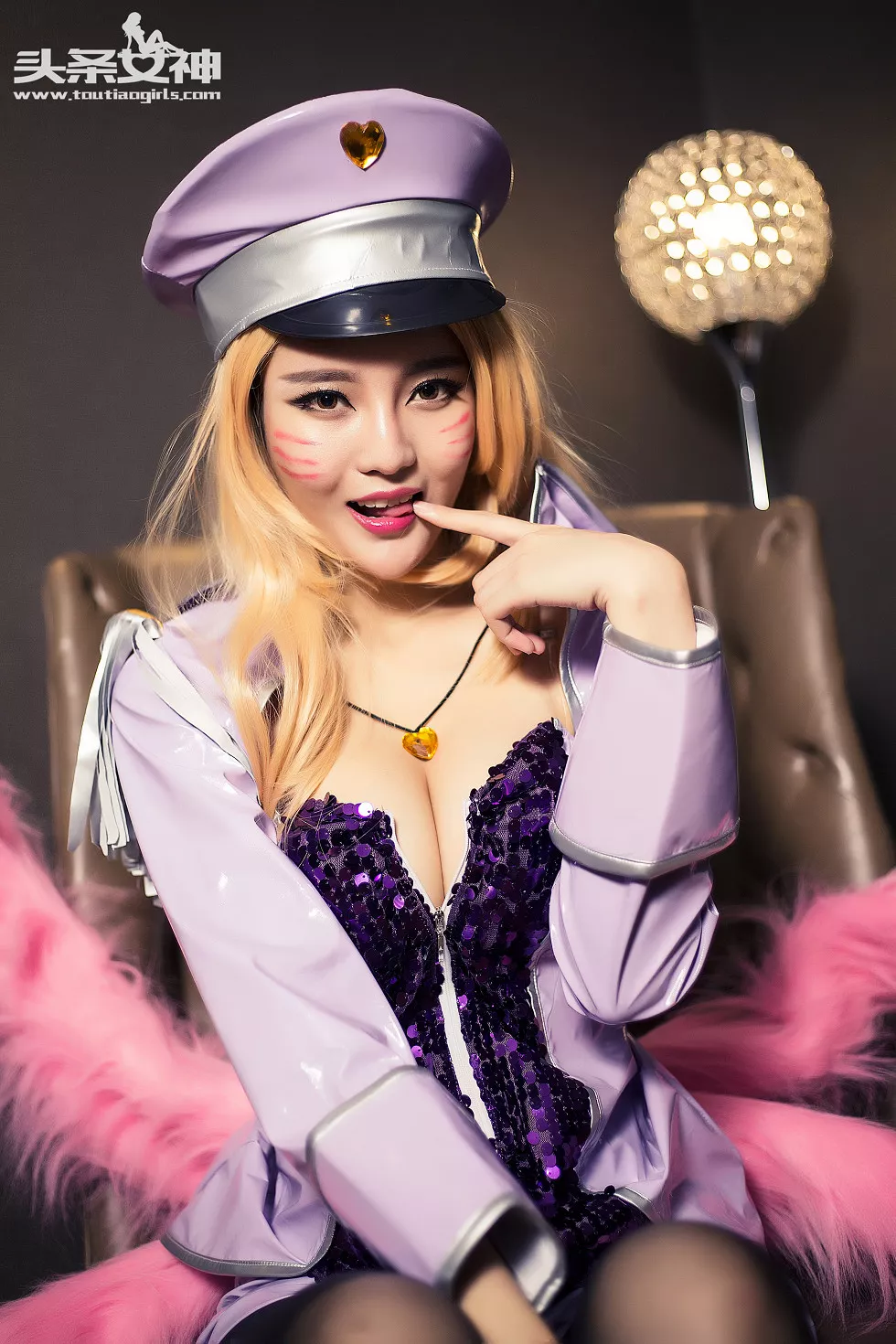 [Toutiao头条女神]No.054_嫩模文雪完美cos阿狸九尾雪宝性感写真25P