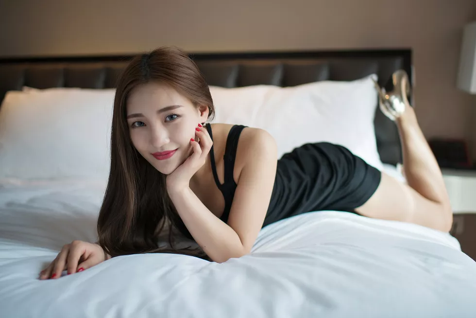 段王爷出品_价值358元的小周迅性感写真迟来的七夕福利76P
