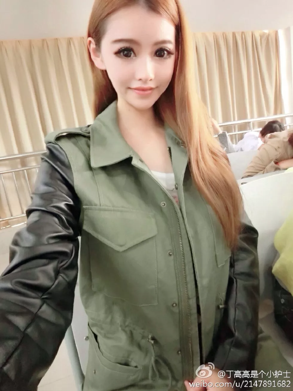 嫩模丁高高是个小护士性感自拍美图微博写真150P