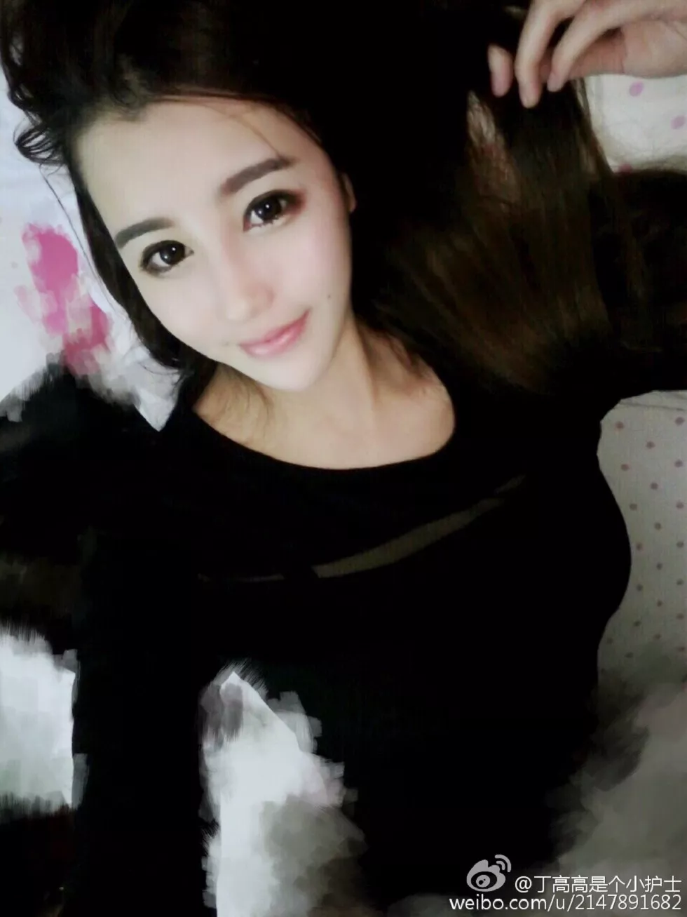 嫩模丁高高是个小护士性感自拍美图微博写真150P