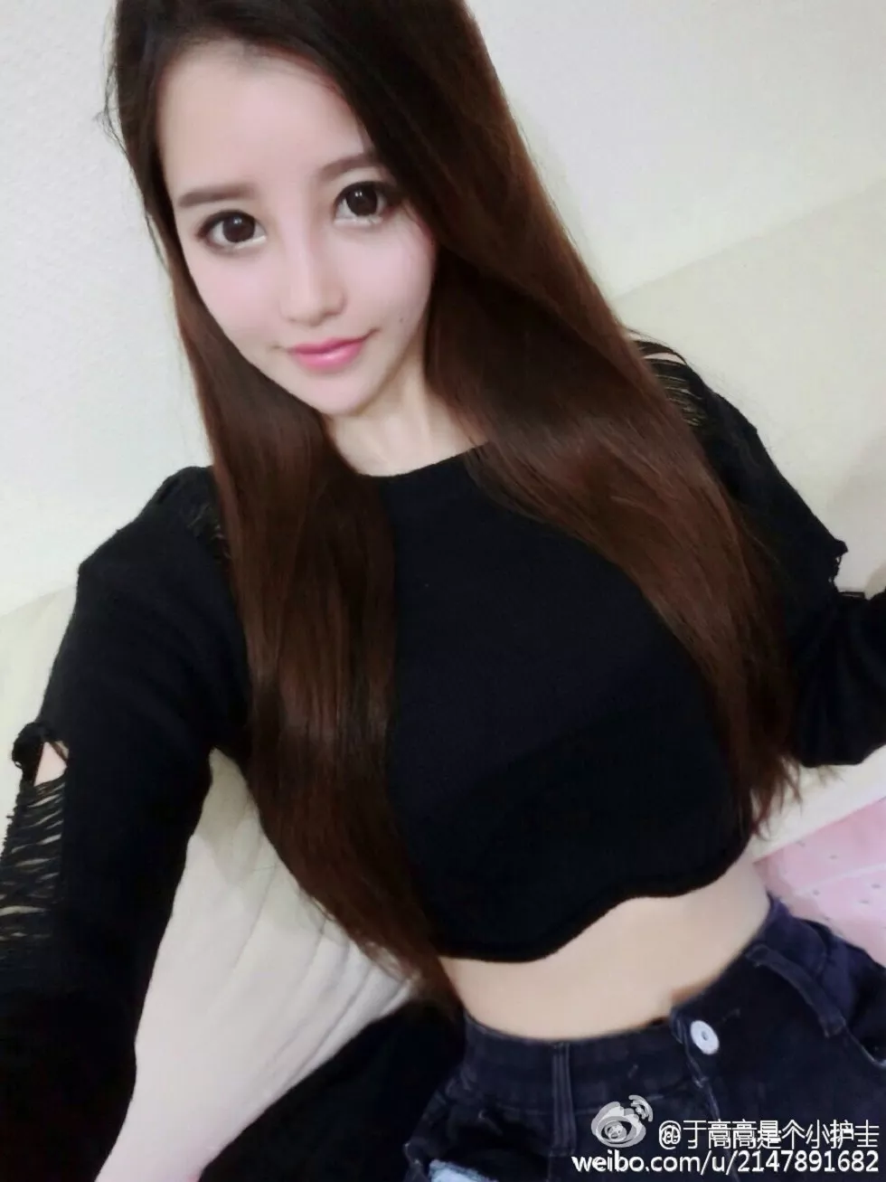 嫩模丁高高是个小护士性感自拍美图微博写真150P