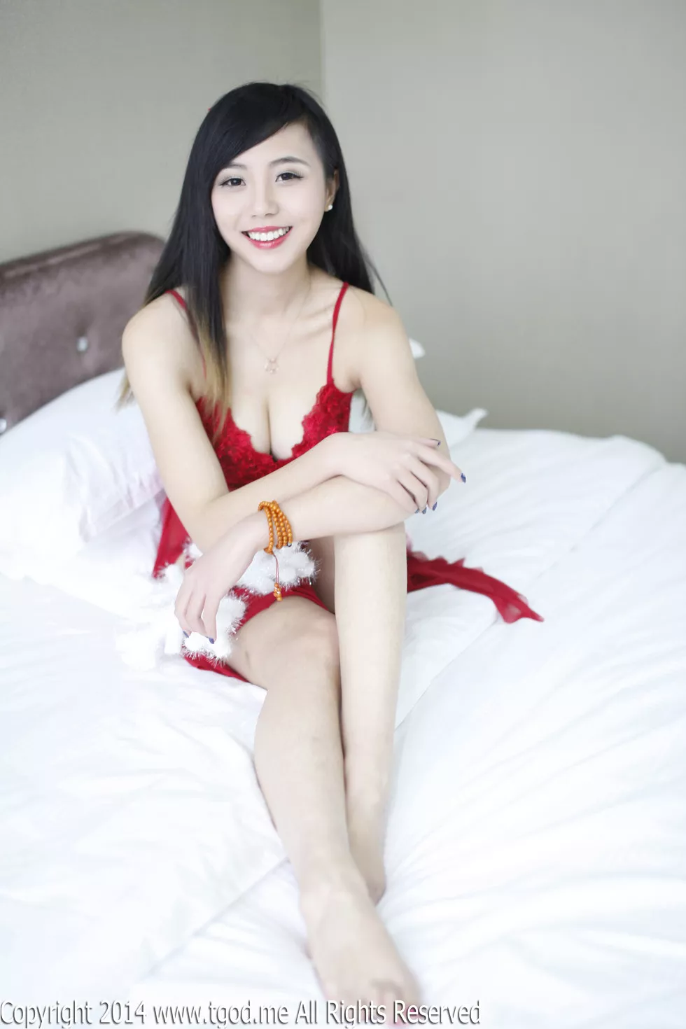 [TGOD推女神]2014.12.23_嫩模谢忱倬红纱吊带睡衣黑色蕾丝内裤诱惑写真133P