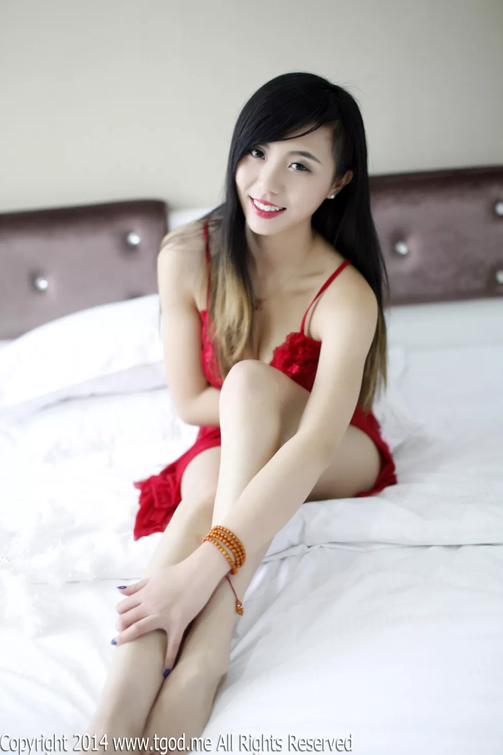 [TGOD推女神]2014.12.23_嫩模谢忱倬红纱吊带睡衣黑色蕾丝内裤诱惑写真133P
