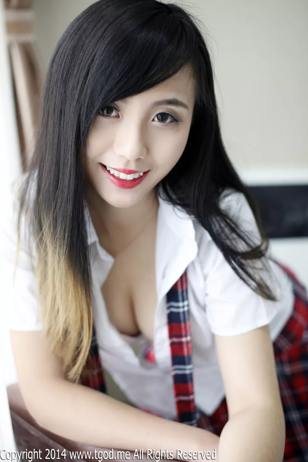 [TGOD推女神]2014.12.23_嫩模谢忱倬红纱吊带睡衣黑色蕾丝内裤诱惑写真133P