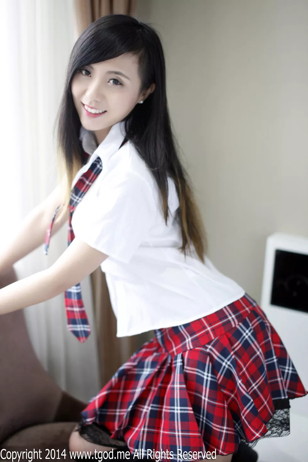 [TGOD推女神]2014.12.23_嫩模谢忱倬红纱吊带睡衣黑色蕾丝内裤诱惑写真133P