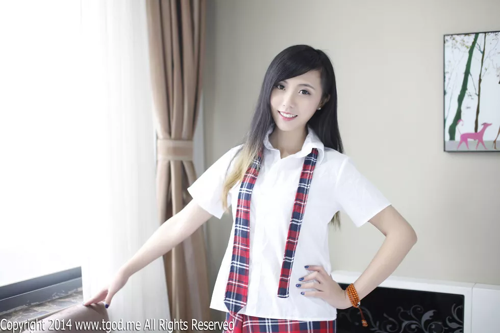 [TGOD推女神]2014.12.23_嫩模谢忱倬红纱吊带睡衣黑色蕾丝内裤诱惑写真133P
