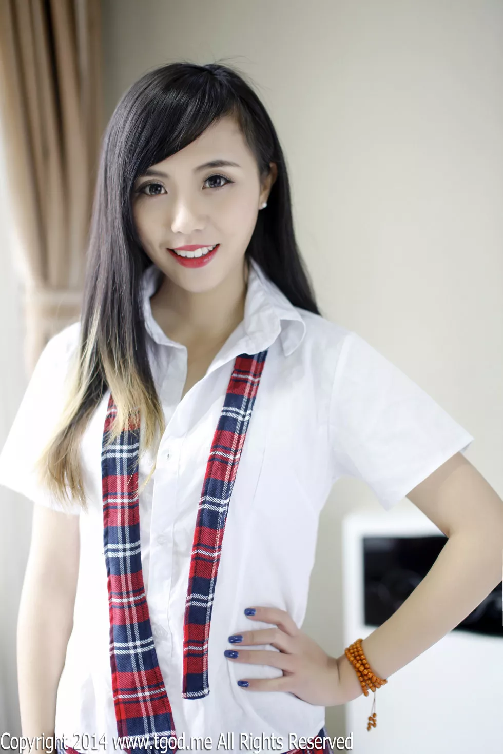 [TGOD推女神]2014.12.23_嫩模谢忱倬红纱吊带睡衣黑色蕾丝内裤诱惑写真133P