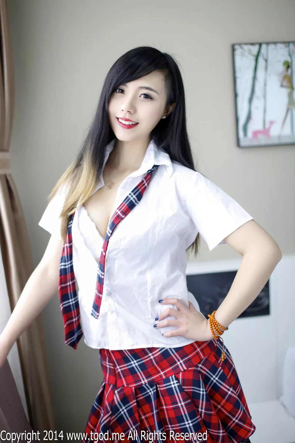 [TGOD推女神]2014.12.23_嫩模谢忱倬红纱吊带睡衣黑色蕾丝内裤诱惑写真133P