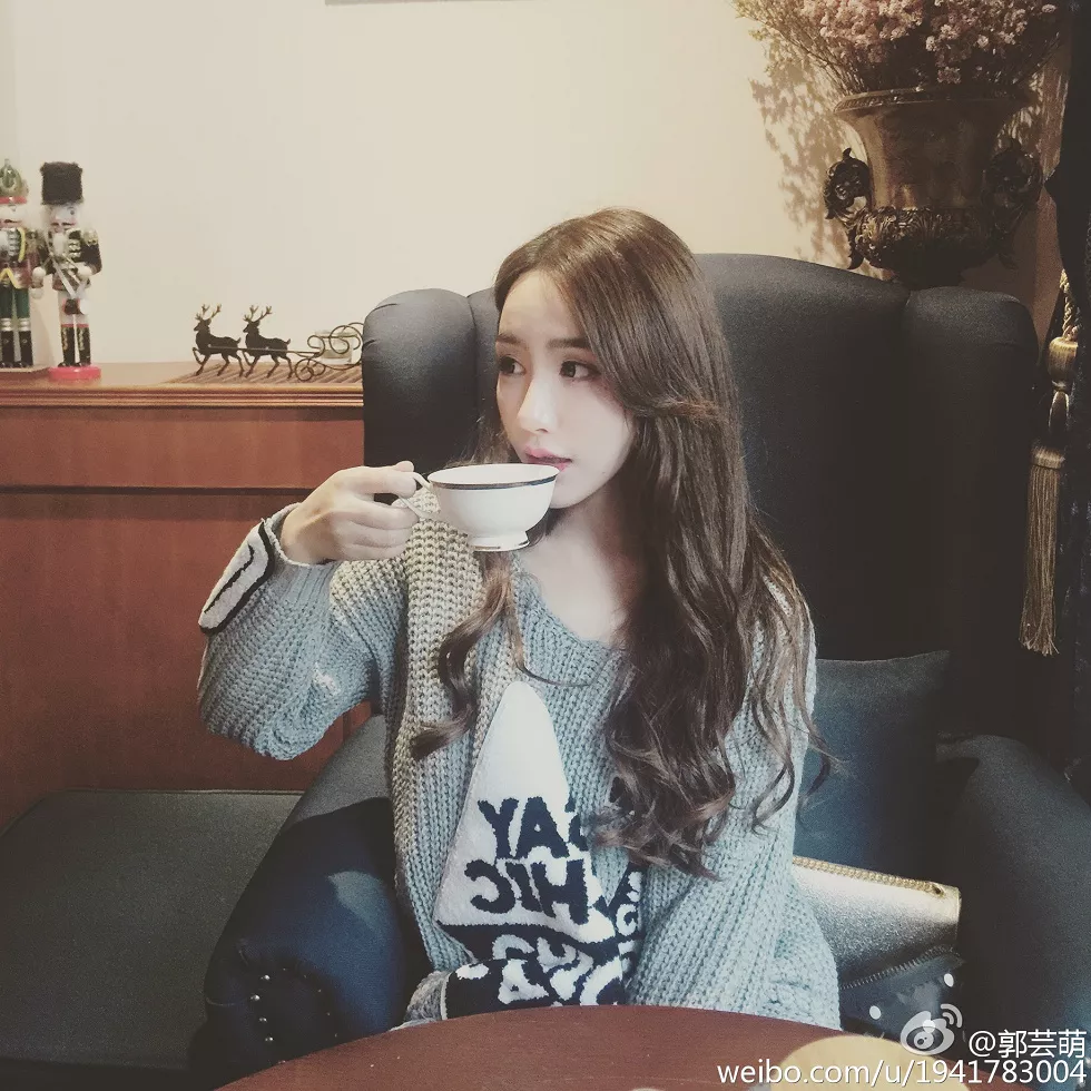 美女嫩模郭芸萌性感自拍美图写真微博合集270P
