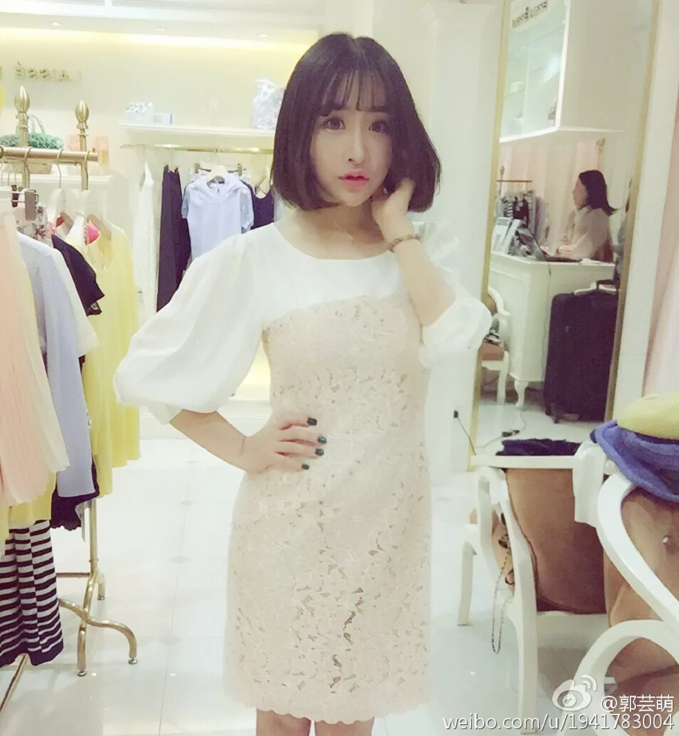 美女嫩模郭芸萌性感自拍美图写真微博合集270P