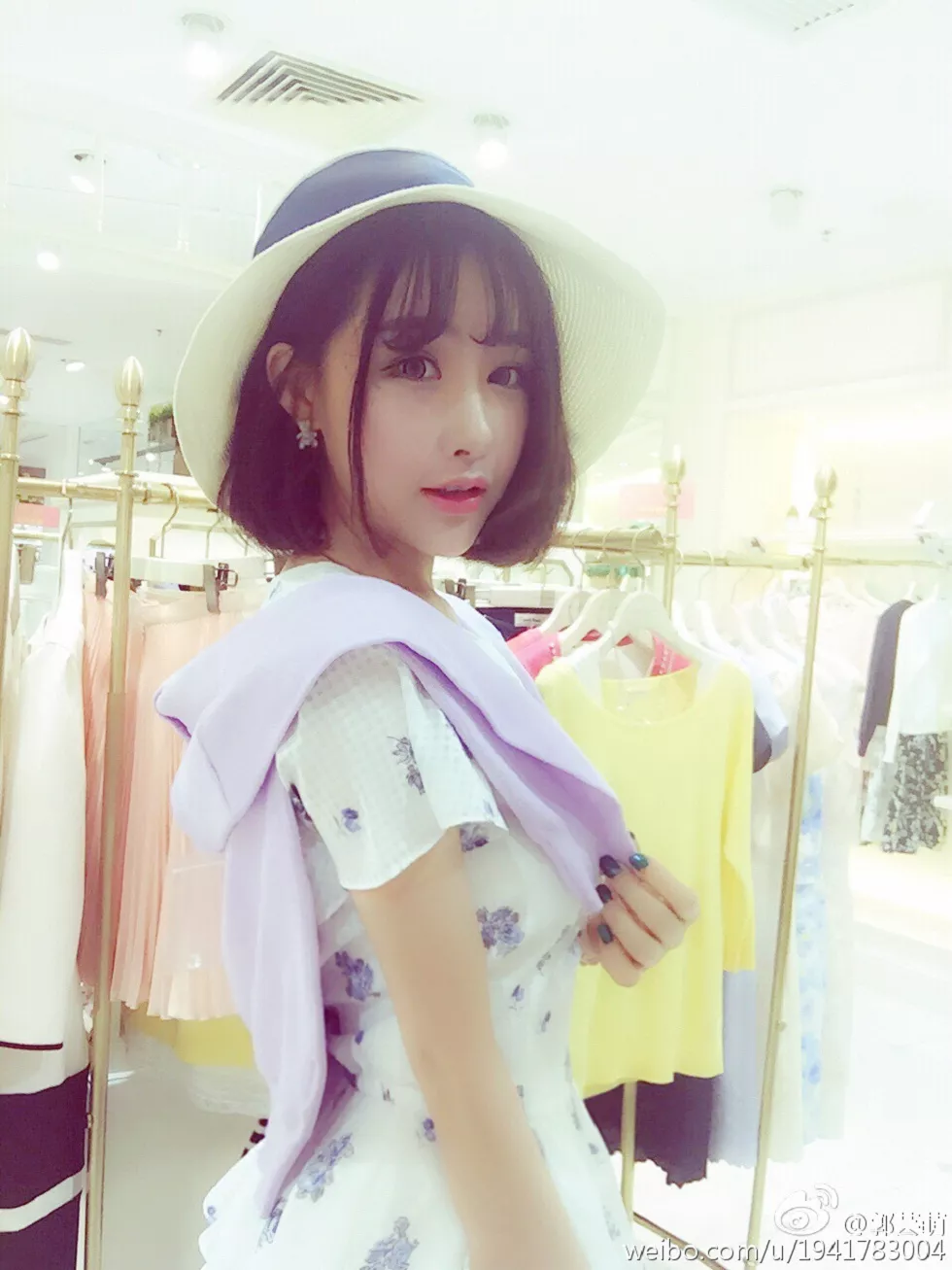 美女嫩模郭芸萌性感自拍美图写真微博合集270P