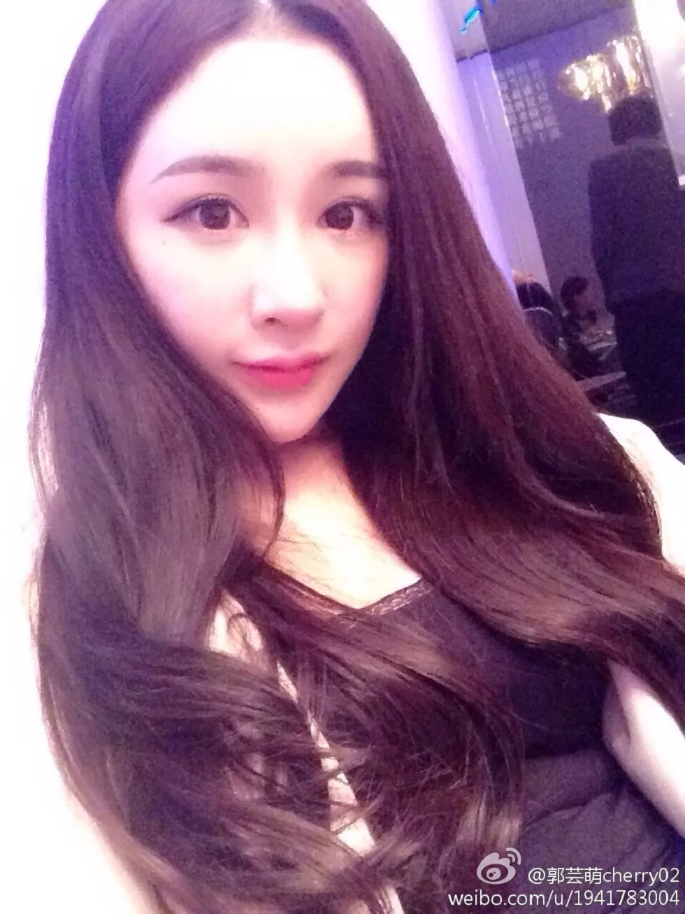 美女嫩模郭芸萌性感自拍美图写真微博合集270P