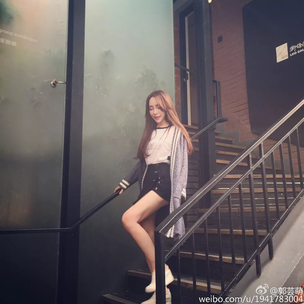 美女嫩模郭芸萌性感自拍美图写真微博合集270P