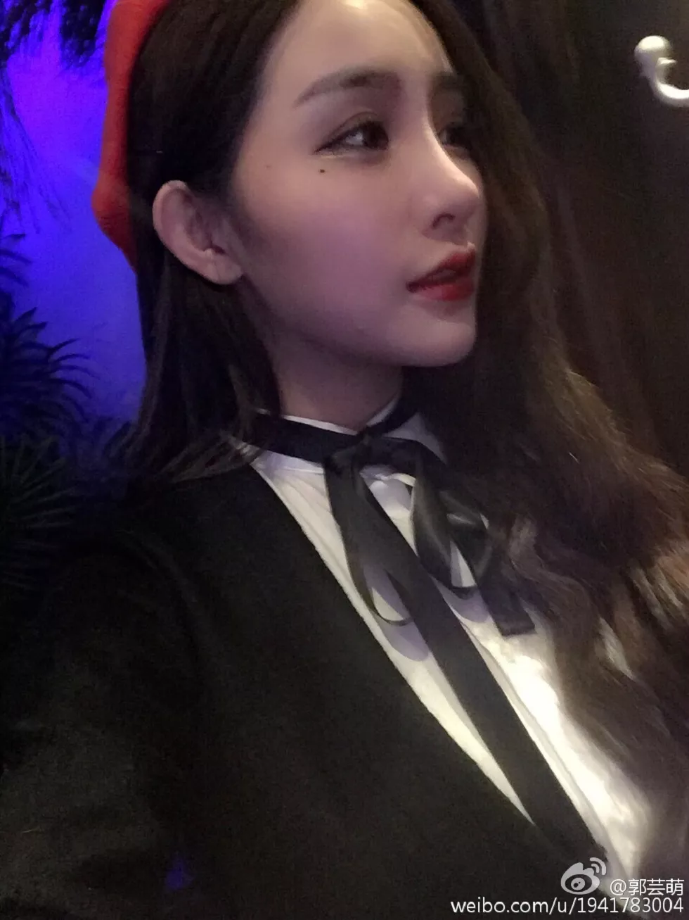 美女嫩模郭芸萌性感自拍美图写真微博合集270P