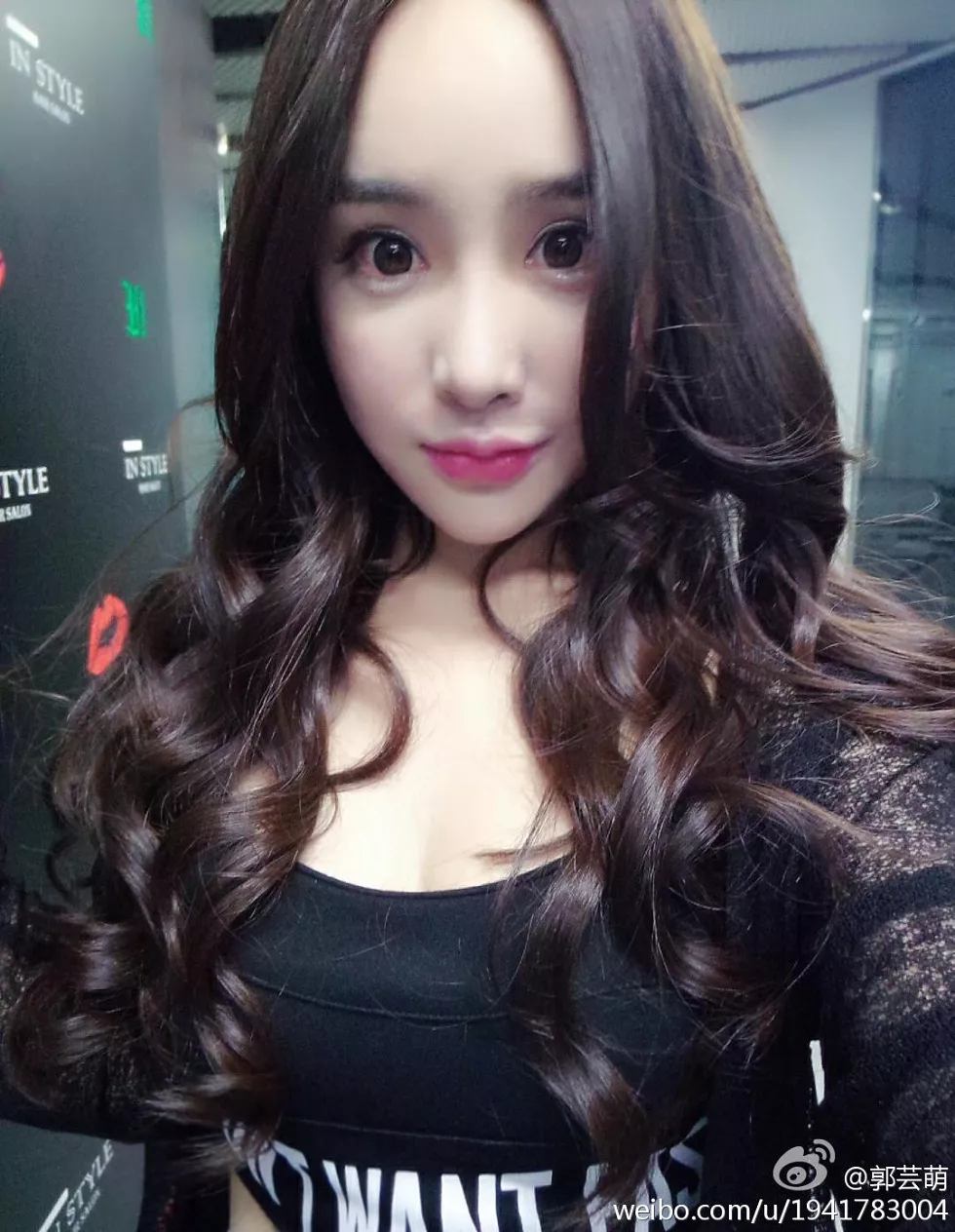美女嫩模郭芸萌性感自拍美图写真微博合集270P