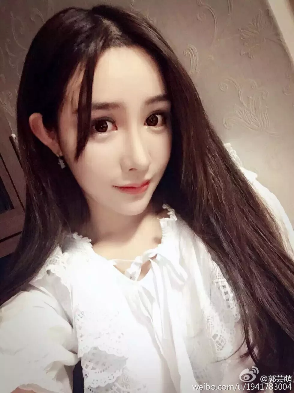 美女嫩模郭芸萌性感自拍美图写真微博合集270P