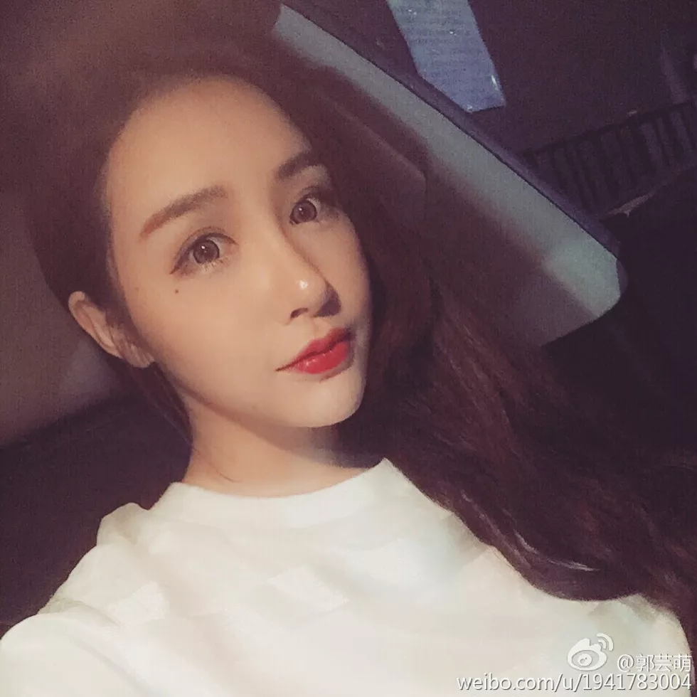 美女嫩模郭芸萌性感自拍美图写真微博合集270P