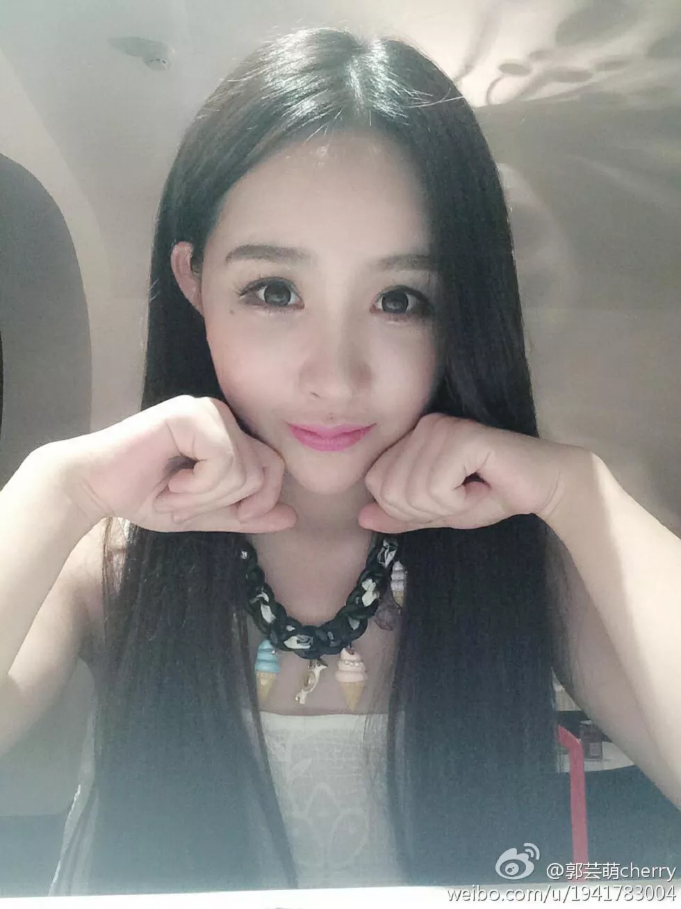 美女嫩模郭芸萌性感自拍美图写真微博合集270P