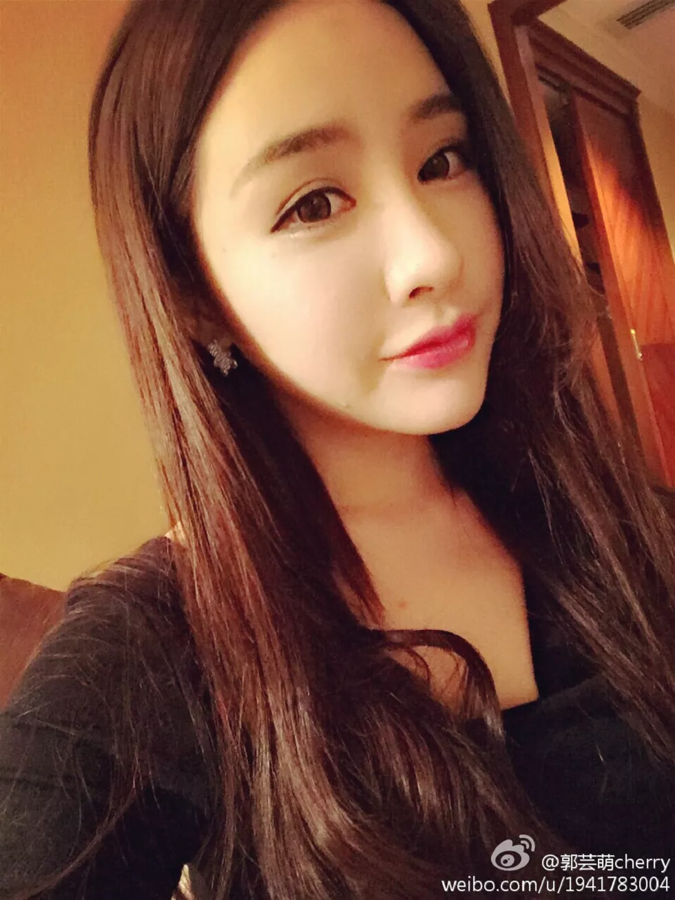 美女嫩模郭芸萌性感自拍美图写真微博合集270P